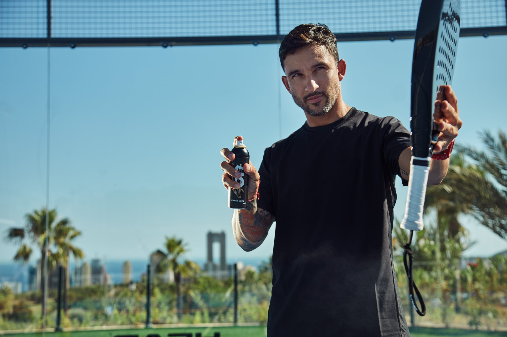 4on TotalGrip - Padel Grip Spray | Enhance Your Grip Instantly